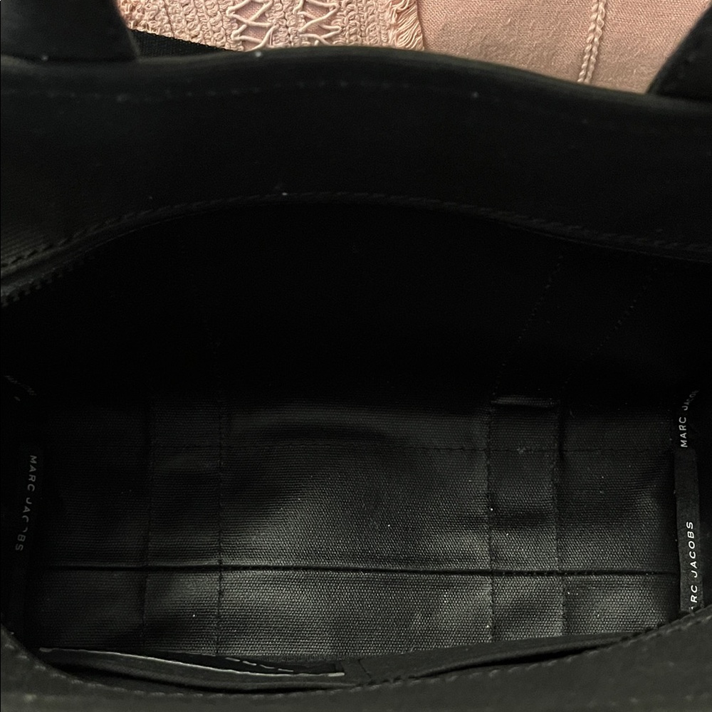Marc Jacobs Black Canvas 'The Tote Bag' with Logo - Picture 5 of 6